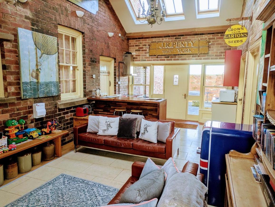 The Annex At Oliver Farm York Esterno foto